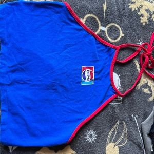 Pepsis crop top